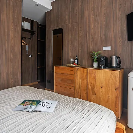 Aparthotel Winieckiego 300m From 3*